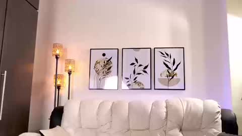 Violeta online show from 03-19-26, 08:46