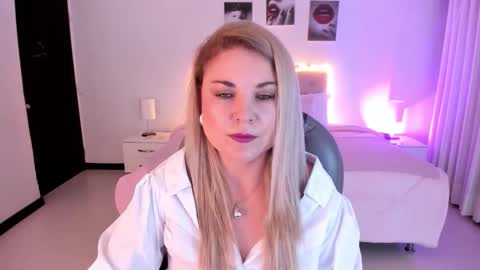 violeta_hotter_ online show from 10-28-25, 10:52