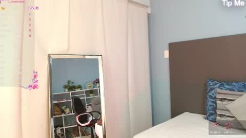 Violeta leon online show from 10-17-25, 04:04