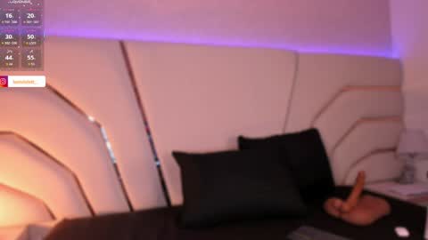 Snapshot of violeta_marquez chatting on 04-02-26, 11:41 violeta_marquez online show from 04-02-26, 11:41