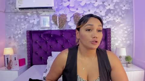violeta_medina online show from 06-17-26, 01:19