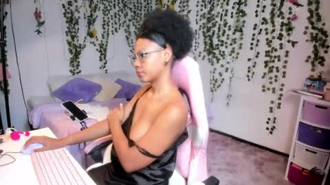 Violeta online show from 05-14-26, 05:42