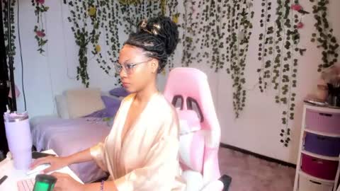Violeta online show from 07-23-26, 05:11