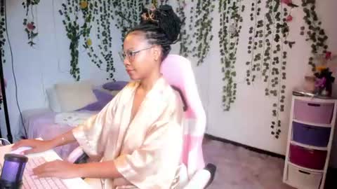 Violeta online show from 07-31-26, 05:34