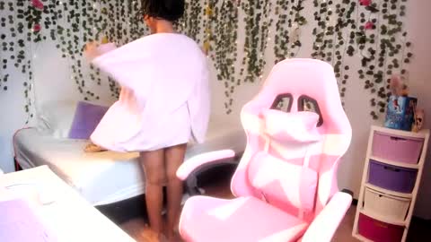 Violeta online show from 10-03-25, 03:42