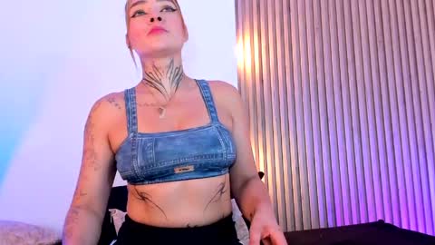 Violeta online show from 06-01-26, 01:46