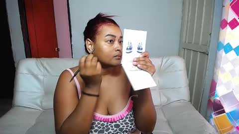 Snapshot of violeta_rouses chatting on 03-23-26, 03:16 violeta_rouses online show from 03-23-26, 03:16