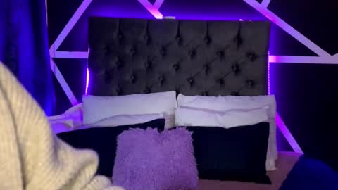 violeta_saenzzzz online show from 09-17-25, 06:04