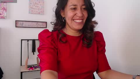 Snapshot of violeta_scott_ chatting on 03-30-26, 02:40 violeta_scott_ online show from 03-30-26, 02:40