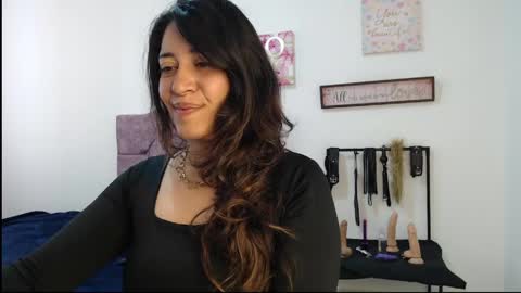 Snapshot of violeta_scott_ chatting on 05-13-26, 04:26 violeta_scott_ online show from 05-13-26, 04:26