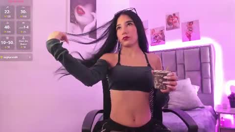Snapshot of violeta_velvet_ chatting on 06-24-26, 12:26 online show from 06-24-26, 12:26