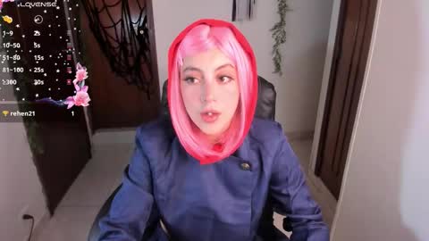 Snapshot of violetaarey chatting on 10-17-25, 12:01 Violeta Help me reach 150 thumbs up online show from 10-17-25, 12:01