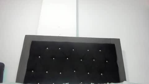 Snapshot of violetadumsper chatting on 02-19-25, 06:00 VioletaDums online show from 02-19-25, 06:00