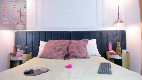 Violet online show from 02-03-26, 12:10