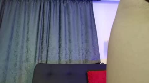 Violeta online show from 09-29-25, 04:12