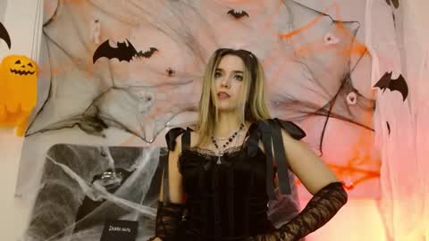 Violeta online show from 10-04-25, 08:18