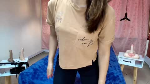 VIOLETA online show from 12-16-24, 04:05