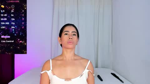 Violeta online show from 03-15-26, 09:37