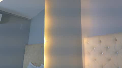 Violet online show from 06-19-26, 02:21