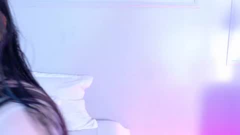 Violet online show from 06-28-26, 03:51