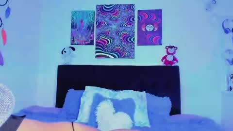 Violet online show from 01-29-25, 04:26