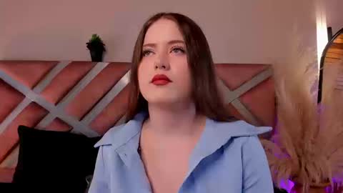 Snapshot of violetcollins_ chatting on 09-12-25, 07:58 Call me Violet online show from 09-12-25, 07:58