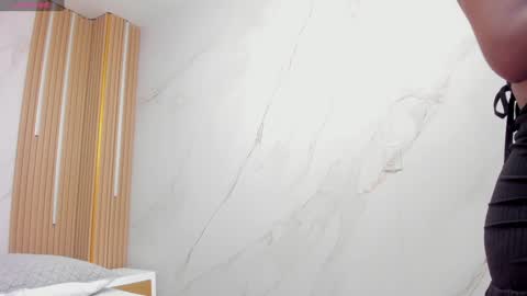 VIOLETA online show from 01-30-25, 09:36