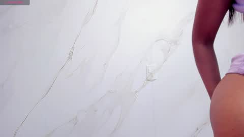 VIOLETA online show from 01-31-25, 06:36