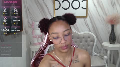 violeth_b online show from 01-14-25, 06:49