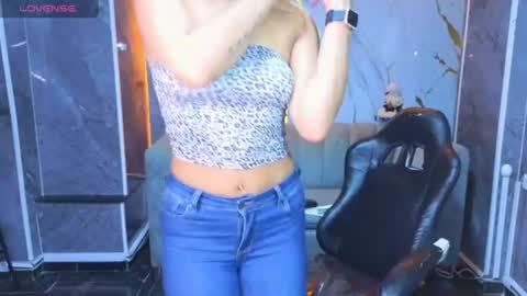 violeth_b online show from 06-24-26, 12:48