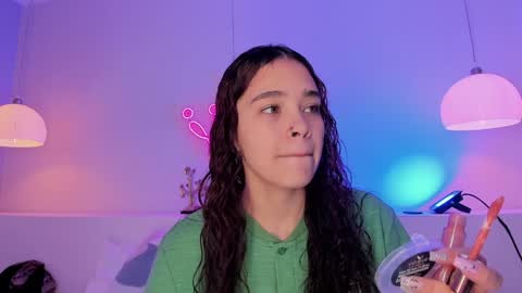 Violeth Hill online show from 12-18-24, 08:14