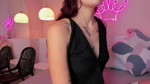 Violeth Hill online show from 01-07-25, 08:31