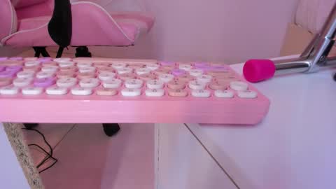 Violeth Hill online show from 11-09-25, 07:12