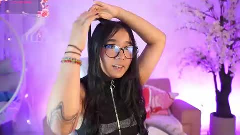 violetjonesx online show from 07-24-26, 11:41