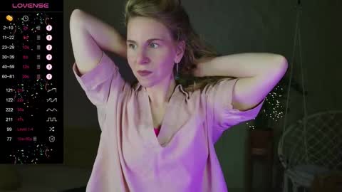 Snapshot of violetplath chatting on 11-16-25, 06:46 Violet next stream December 6 online show from 11-16-25, 06:46