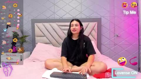 Violet Rousse online show from 02-17-25, 06:26