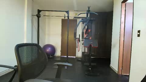 Snapshot of violetroussee chatting on 09-21-25, 03:35 violetroussee online show from 09-21-25, 03:35