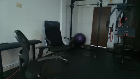 Snapshot of violetroussee chatting on 10-05-25, 07:01 violetroussee online show from 10-05-25, 07:01