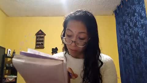 Snapshot of violetsexhot999 chatting on 10-07-25, 01:14 Violet777 online show from 10-07-25, 01:14