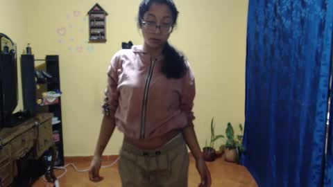 Snapshot of violetsexhot999 chatting on 10-10-25, 02:10 Violet777 online show from 10-10-25, 02:10