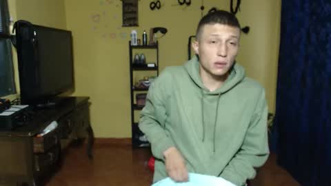 Snapshot of violetsexhot999 chatting on 10-11-25, 10:58 Violet777 online show from 10-11-25, 10:58