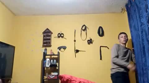 Snapshot of violetsexhot999 chatting on 10-25-25, 12:18 Violet777 online show from 10-25-25, 12:18