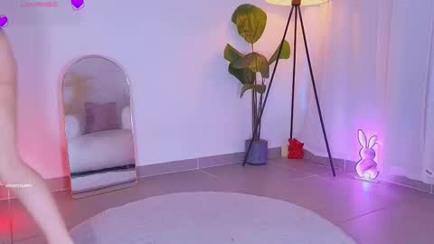 Snapshot of violetssweet chatting on 01-07-26, 10:45 violetssweet online show from 01-07-26, 10:45