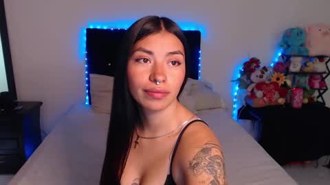violeta  online show from 01-24-25, 07:07