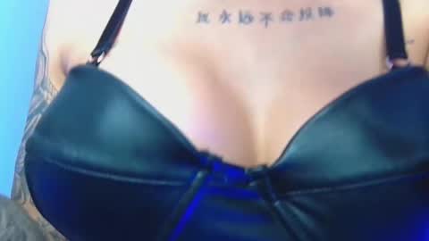 Snapshot of violett_froz chatting on 10-04-25, 03:10 Violeta froz online show from 10-04-25, 03:10