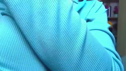 Snapshot of violett_froz chatting on 10-28-25, 07:16 Violeta froz online show from 10-28-25, 07:16