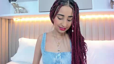 Violett  online show from 10-13-25, 08:09