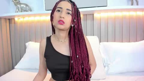 Violett  online show from 10-15-25, 08:09