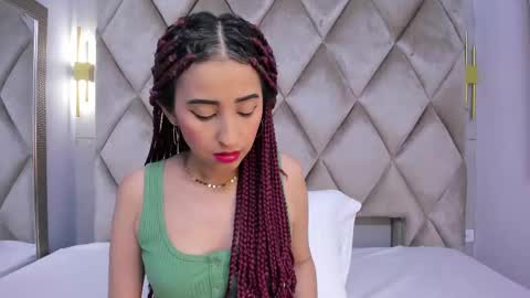 Violett  online show from 10-18-25, 11:55