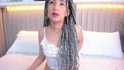 Violett  online show from 10-20-25, 08:31